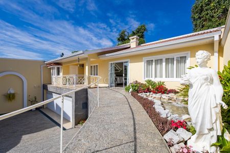 3_photo/94dce15b31.526b8d0f117d2dc5-ATLAS-b27687b7-0b7b-468c-aa4a-a5ba93e392e8.jpg de casa à venda com 3 quartos, 240m² em Vista Alegre, Curitiba