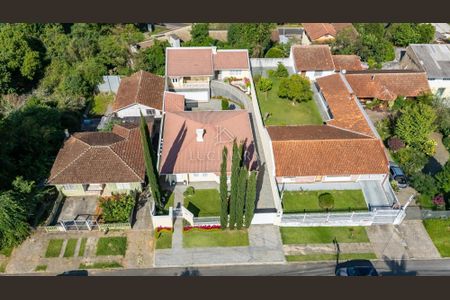 10_photo/94dce15b31.526b8d0f117d2dc5-ATLAS-bcd304fb-de6b-4db3-9b3b-9c54d6c99906.jpg de casa à venda com 3 quartos, 240m² em Vista Alegre, Curitiba