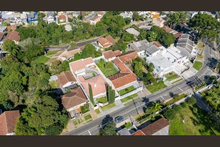 8_photo/94dce15b31.526b8d0f117d2dc5-ATLAS-da8c79e8-1507-4e73-a68f-649be91be067.jpg de casa à venda com 3 quartos, 240m² em Vista Alegre, Curitiba