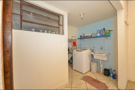24_photo/94dce15b55.358915be0f21f955-ATLAS-d1a1ba9a-291e-4cf3-8e1e-f4b7432c2b5b.jpg de casa à venda com 3 quartos, 140m² em Vista Alegre, Curitiba