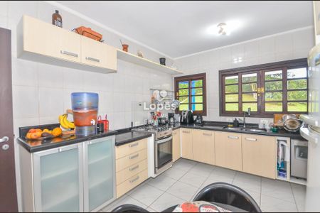 9_photo/94dce15b73.ef7c58586888ab74-ATLAS-9ef2b042-443d-4645-8a02-fa8bd15d565d.jpg de casa à venda com 4 quartos, 271m² em Vista Alegre, Curitiba