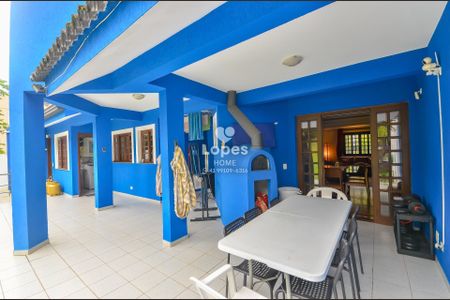 33_photo/94dce15b73.ef7c58586888ab74-ATLAS-bff2232b-5848-4eac-9832-ce48e7703daa.jpg de casa à venda com 4 quartos, 271m² em Vista Alegre, Curitiba