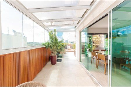 3_photo/94dce15bfb.514029e2825bf570-ATLAS-0cfce3d2-81c1-45ab-8c3b-338cdf53affd.jpg de apartamento à venda com 2 quartos, 174m² em Vista Alegre, Curitiba