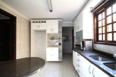 3_photo/94dce15d31.98aa73114e05fd3e-ATLAS-802aeb2b-39df-4c69-8d42-d68e7c0f9500.jpg de casa à venda com 4 quartos, 166m² em Vista Alegre, Curitiba