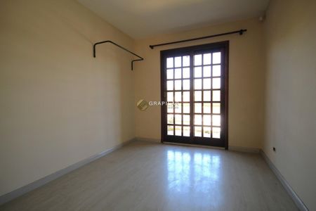 7_photo/94dce15d31.98aa73114e05fd3e-ATLAS-e43e6d6a-81c0-4fa8-81d4-45855bb7f0bc.jpg de casa à venda com 4 quartos, 166m² em Vista Alegre, Curitiba