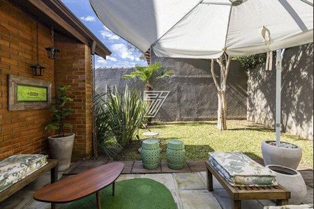 40_photo/94dce15d69.e8818d4a5c5dde9d-ATLAS-00ac76cf-e59b-4197-97cf-137430ee1264.jpg de casa à venda com 4 quartos, 437m² em Vista Alegre, Curitiba