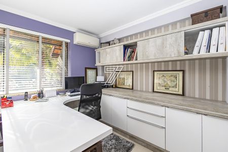 3_photo/94dce15d69.e8818d4a5c5dde9d-ATLAS-0cff7209-7dae-46d2-b34f-c471ba1da2e7.jpg de casa à venda com 4 quartos, 437m² em Vista Alegre, Curitiba