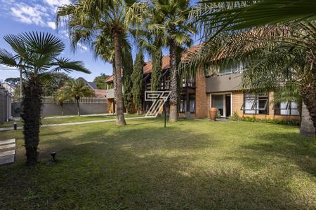 8_photo/94dce15d69.e8818d4a5c5dde9d-ATLAS-216c674d-db10-4b14-8b82-d7e74dc2a4f8.jpg de casa à venda com 4 quartos, 437m² em Vista Alegre, Curitiba