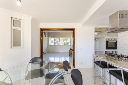 29_photo/94dce162ad.9b0e853e47463488-ATLAS-5671eef1-4c15-4f55-b6f8-d2d41bcccaee.jpg de casa à venda com 4 quartos, 348m² em Santo Inácio, Curitiba