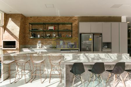 5_photo/94dce162b1.5e2511c6536d59b0-ATLAS-ab2469fb-e6e3-41e9-b69d-9d35d5179ca8.jpg de casa à venda com 5 quartos, 780m² em Santo Inácio, Curitiba