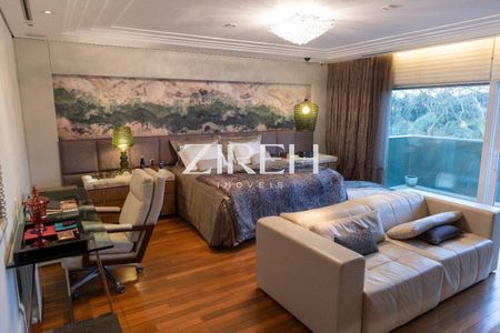 32_photo/94dce162b5.588d4a7fb74764b6-ATLAS-20077d0a-112b-4820-88f8-dc4fbf545193.jpg de casa à venda com 5 quartos, 1524m² em Santo Inácio, Curitiba