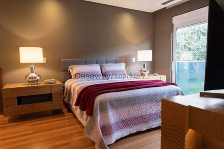 5_photo/94dce162b5.588d4a7fb74764b6-ATLAS-73a4fa91-5ccb-4cd3-984a-d1b40b88e8ef.jpg de casa à venda com 5 quartos, 1524m² em Santo Inácio, Curitiba