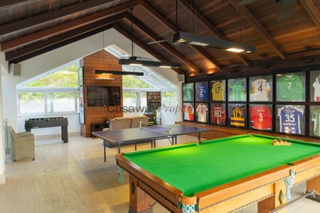 30_photo/94dce162b5.588d4a7fb74764b6-ATLAS-a8e37cd9-4cae-4174-897f-e8f1d515d7f7.jpg de casa à venda com 5 quartos, 1524m² em Santo Inácio, Curitiba