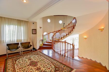 5_photo/94dce1632b.ceff8192393c33de-ATLAS-cd5ae657-d6db-4cb7-aa54-cd9c7c0cff4b.jpg de casa à venda com 4 quartos, 2739m² em Santo Inácio, Curitiba