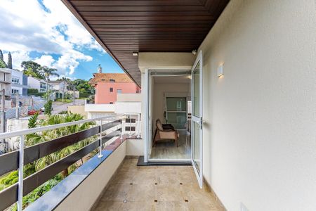 9_photo/94dce165dd.dfdf3a77207432af-ATLAS-46f22770-950a-47f2-99d2-e0ad8e1b7a99.jpg de casa à venda com 4 quartos, 463m² em Cascatinha, Curitiba