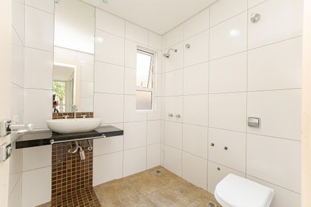 38_photo/94dce165dd.dfdf3a77207432af-ATLAS-90fc4893-9b28-46cf-aafb-5233e36e7a7b.jpg de casa à venda com 4 quartos, 463m² em Cascatinha, Curitiba