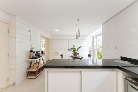 13_photo/94dce165dd.dfdf3a77207432af-ATLAS-98c7e73e-6c06-4b4e-877a-158ba8d69794.jpg de casa à venda com 4 quartos, 463m² em Cascatinha, Curitiba