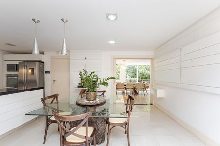 14_photo/94dce165dd.dfdf3a77207432af-ATLAS-e866caff-e6eb-437f-8380-4ba87e81493d.jpg de casa à venda com 4 quartos, 463m² em Cascatinha, Curitiba