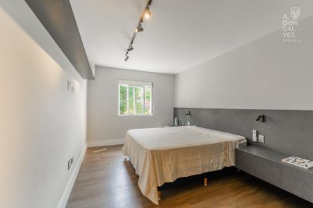 3_photo/94dce167f3.74dbc9aa7d3e0758-ATLAS-04a32113-7bff-409f-bfad-b1dc434ad7fd.jpg de casa à venda com 3 quartos, 375m² em Cascatinha, Curitiba