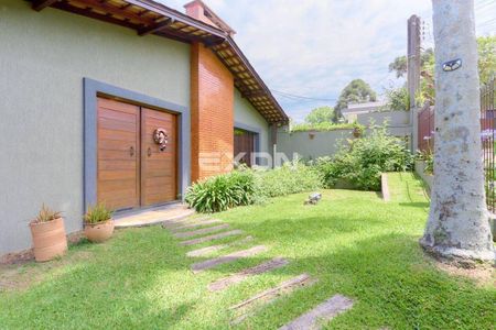 32_photo/94dce16d93.6721d330cc8d7611-ATLAS-14c7bb2f-1516-473d-8dd1-888837dbd996.jpg de casa à venda com 4 quartos, 420m² em Cascatinha, Curitiba