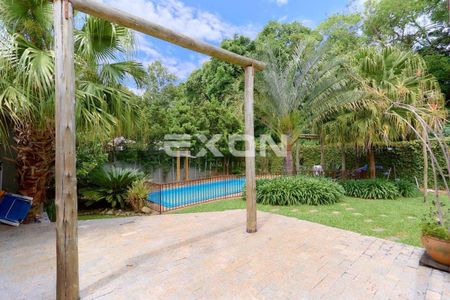 11_photo/94dce16d93.6721d330cc8d7611-ATLAS-8f7fee52-5ce6-4f7c-a28e-0aad26d0afde.jpg de casa à venda com 4 quartos, 420m² em Cascatinha, Curitiba