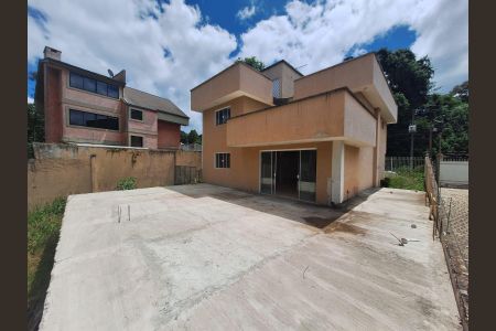 10_photo/94dce16de7.bdf1def5ceb5107f-ATLAS-a9d2f243-8ba3-4d40-80d3-76ad3801db81.jpg de casa à venda com 4 quartos, 360m² em Cascatinha, Curitiba