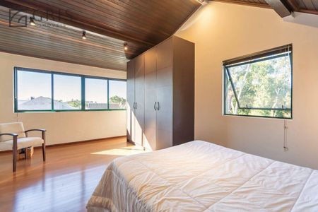 19_photo/94dce16de9.007d8801227075bf-ATLAS-f930a981-e6f9-4e04-9e0d-5ee0acaa00b6.jpg de casa à venda com 3 quartos, 350m² em Cascatinha, Curitiba