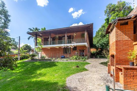 30_photo/94dce16deb.69530a6104d48ca1-ATLAS-cee0b1e9-3d06-4f93-97eb-d92cf885e001.jpg de casa à venda com 3 quartos, 413m² em Cascatinha, Curitiba