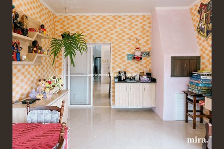 37_photo/94dce16e7f.e3a954dfb45dd8a0-ATLAS-dd6dd03d-96af-468a-bf09-38720a6d01e7.jpg de casa à venda com 3 quartos, 494m² em Cascatinha, Curitiba