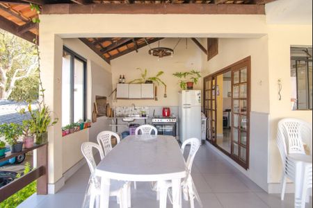 10_photo/94dce17087.3ee15f017ff1b7a8-ATLAS-958ed6b8-9719-4d6e-ae75-6ae87962ee26.jpg de casa à venda com 3 quartos, 150m² em Cascatinha, Curitiba