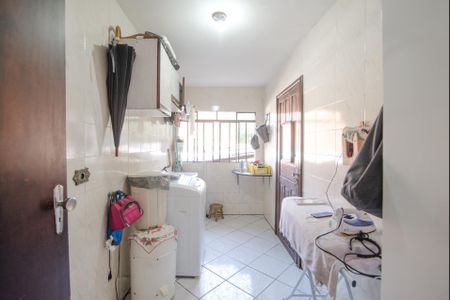 2_photo/94dce17087.3ee15f017ff1b7a8-ATLAS-9ae0ce02-2293-4656-892c-2ff19bdbaa6e.jpg de casa à venda com 3 quartos, 150m² em Cascatinha, Curitiba