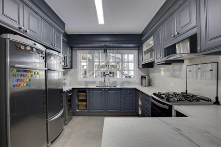 4_photo/94dce1773f.df8ad18b6ea2b8cf-ATLAS-0a91851e-9229-4d65-9561-6d53acb5805a.jpg de casa de condomínio à venda com 4 quartos, 391m² em São Braz, Curitiba