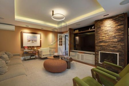 6_photo/94dce1773f.df8ad18b6ea2b8cf-ATLAS-0f8132e8-1d19-49ef-ac08-27a0993342c5.jpg de casa de condomínio à venda com 4 quartos, 391m² em São Braz, Curitiba