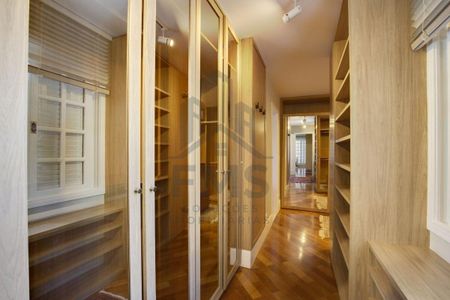 11_photo/94dce1773f.df8ad18b6ea2b8cf-ATLAS-83060b4b-9a7d-4117-9b32-6ecea8e28cef.jpg de casa de condomínio à venda com 4 quartos, 391m² em São Braz, Curitiba