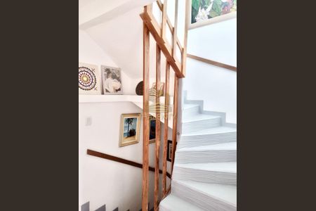 2_photo/94dce17889.3436cac2584e5d3f-ATLAS-0fef2c13-8024-4a94-b5d0-01976a671be5.jpg de casa à venda com 3 quartos, 125m² em Mercês, Curitiba