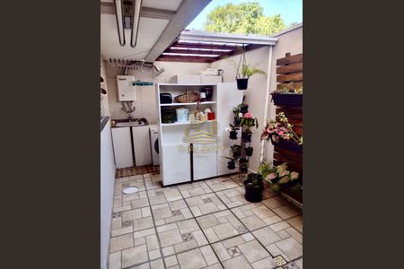 13_photo/94dce17889.3436cac2584e5d3f-ATLAS-de131a42-5997-48a7-9ef4-0ea88d25b2b7.jpg de casa à venda com 3 quartos, 125m² em Mercês, Curitiba