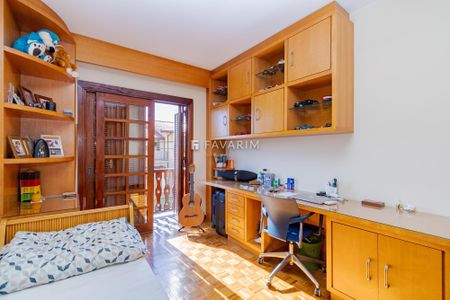 8_photo/94dce178c5.61df383ebc62b81a-ATLAS-6f654645-ccb3-431d-8cec-eb12b5d94ecd.jpg de casa à venda com 3 quartos, 129m² em Santo Inácio, Curitiba