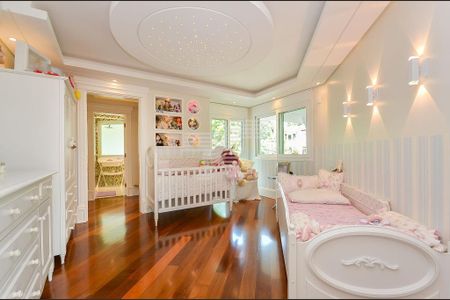 1_photo/94dce179bd.c48b7c1e58d559fc-ATLAS-083bf0e3-3eb9-42a0-931d-be82e0fca2d2.jpg de casa de condomínio à venda com 5 quartos, 1350m² em Cascatinha, Curitiba