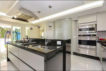 20_photo/94dce179bd.c48b7c1e58d559fc-ATLAS-bb71d2c2-885e-4fbb-9133-f55deadccf81.jpg de casa de condomínio à venda com 5 quartos, 1350m² em Cascatinha, Curitiba