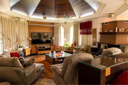 19_photo/94dce17cdb.ceff8192393c33de-ATLAS-4fcad88e-4c92-4b69-95b8-5db28d64a5ec.jpg de casa à venda com 4 quartos, 798m² em Santo Inácio, Curitiba