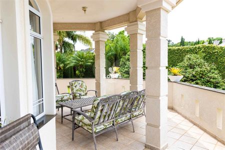 4_photo/94dce17cdb.ceff8192393c33de-ATLAS-741eeda7-c484-4331-b832-afdc2eaf48c4.jpg de casa à venda com 4 quartos, 798m² em Santo Inácio, Curitiba