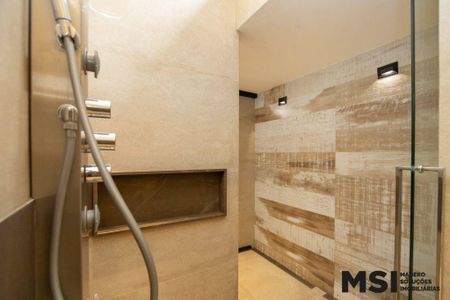 7_photo/94dce17d2d.c1dc00249eefaead-ATLAS-1dcef206-12a2-4aee-bdc3-81974788adb4.jpg de casa à venda com 3 quartos, 452m² em Santo Inácio, Curitiba