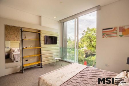 6_photo/94dce17d2d.c1dc00249eefaead-ATLAS-242852ac-320e-4a16-91ef-03bf13a235ef.jpg de casa à venda com 3 quartos, 452m² em Santo Inácio, Curitiba