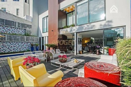 17_photo/94dce17d2d.c1dc00249eefaead-ATLAS-48c57bf3-9ccb-4233-9b71-19adc16d2930.jpg de casa à venda com 3 quartos, 452m² em Santo Inácio, Curitiba