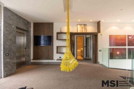 9_photo/94dce17d2d.c1dc00249eefaead-ATLAS-813be884-0c21-4632-b62d-9b24af5bbc2a.jpg de casa à venda com 3 quartos, 452m² em Santo Inácio, Curitiba