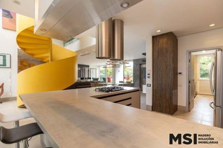 7_photo/94dce17d2d.c1dc00249eefaead-ATLAS-99f4ac28-3d87-41e7-b70f-c945e8eac5c7.jpg de casa à venda com 3 quartos, 452m² em Santo Inácio, Curitiba