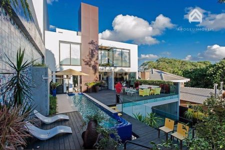 37_photo/94dce17d2d.c1dc00249eefaead-ATLAS-aa89e86b-32bf-4d5b-9ae9-3eb02c08d4c3.jpg de casa à venda com 3 quartos, 452m² em Santo Inácio, Curitiba