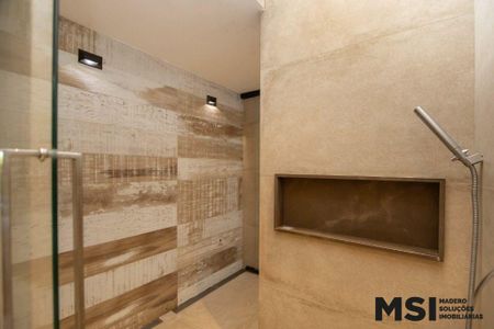 2_photo/94dce17d2d.c1dc00249eefaead-ATLAS-b65f5985-2966-4106-a404-2e5289ef6dc9.jpg de casa à venda com 3 quartos, 452m² em Santo Inácio, Curitiba