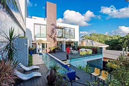 21_photo/94dce17d2d.c1dc00249eefaead-ATLAS-deb940f9-afb3-4173-9e99-8b6f10c202e4.jpg de casa à venda com 3 quartos, 452m² em Santo Inácio, Curitiba