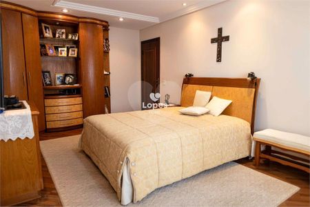 8_photo/94dce17d31.82be18ad98973cde-ATLAS-97c69702-cdc4-4210-8aa2-e55a4a0193e6.jpg de casa à venda com 4 quartos, 800m² em Santo Inácio, Curitiba